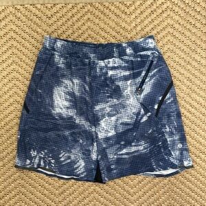 Lululemon - Athletic Shorts - Blue / White - M